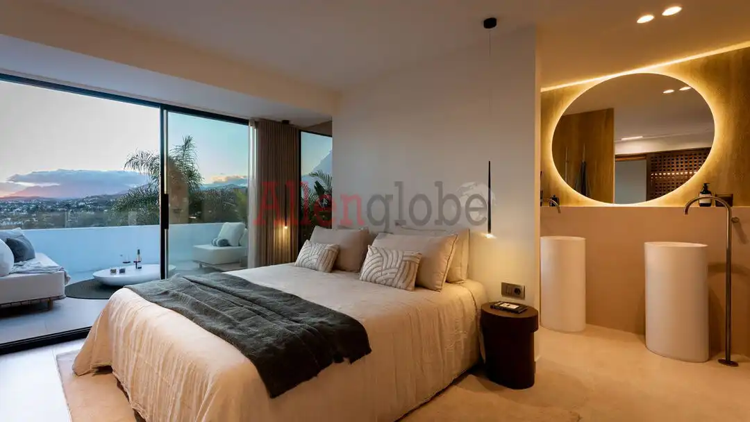 Casa a schiera con piscina in vendita a Nueva Andalucía, imagen 9