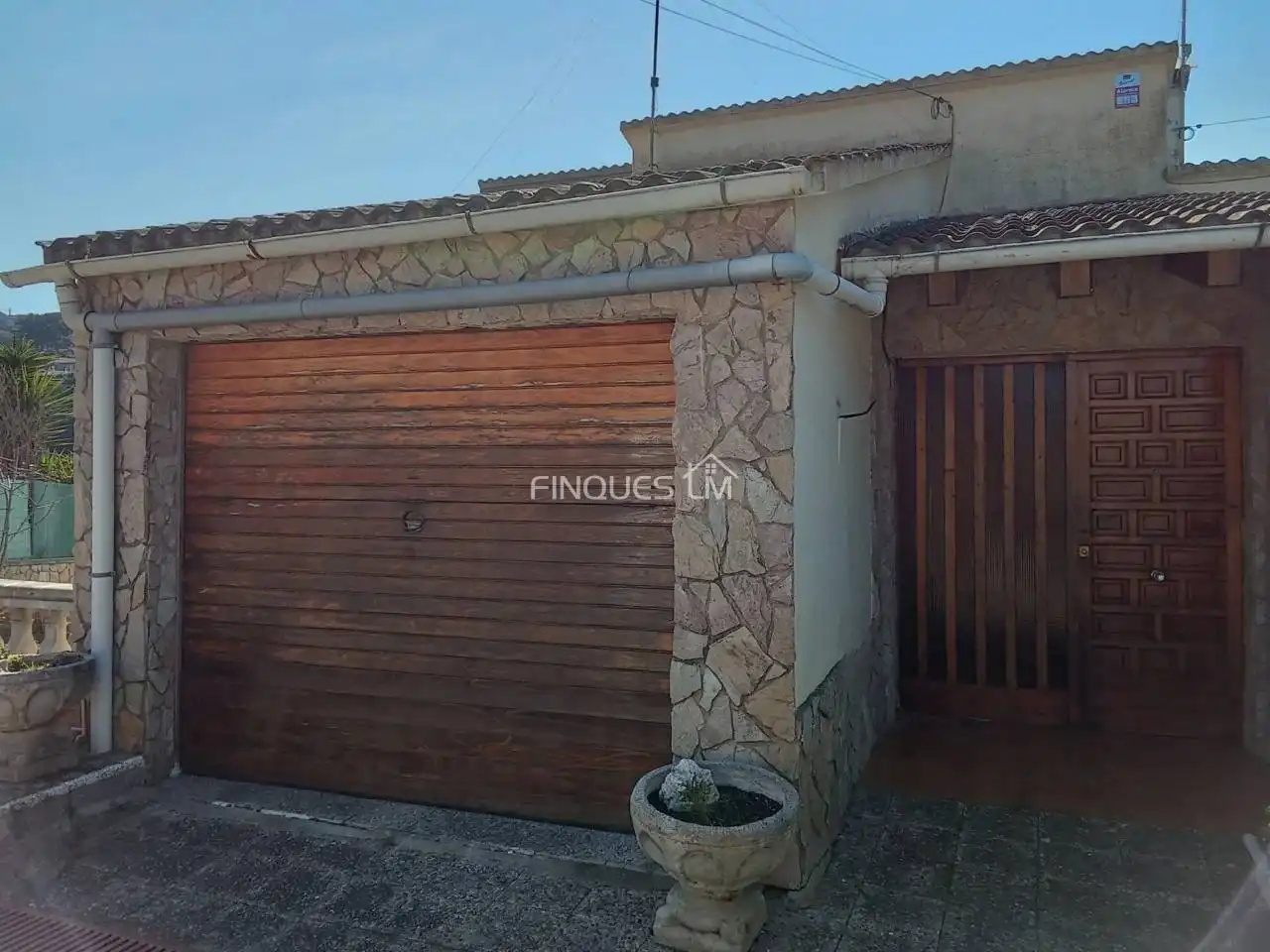 Vista exterior de Casa adosada en venta en Tordera con Jardín privado, Terraza y Piscina