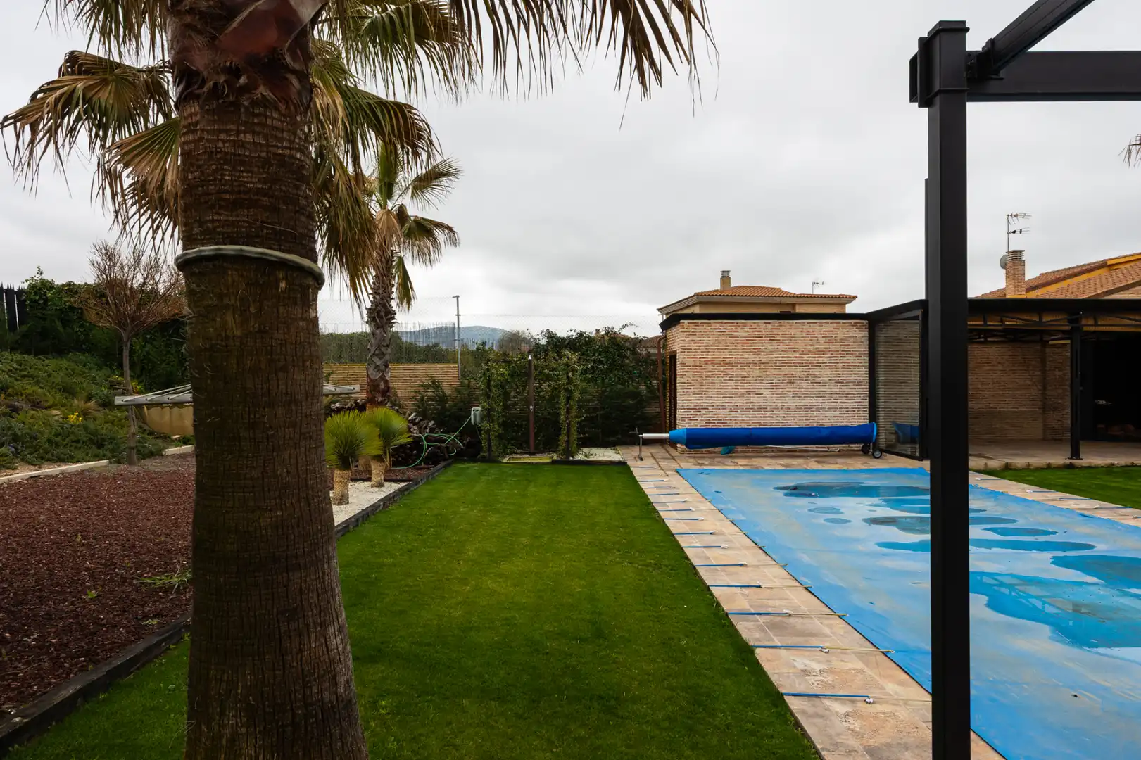 Piscina de Casa o chalet en venta en Layos con Aire acondicionado, Calefacción y Jardín privado