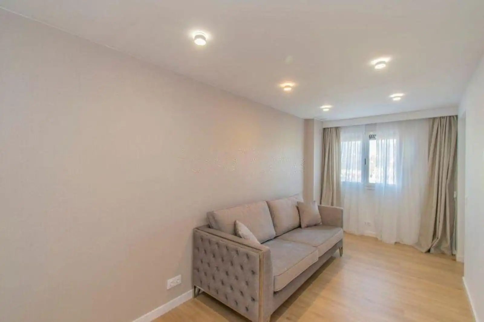 Apartamento con piscina en venta en Estepona Pueblo, imagen 18