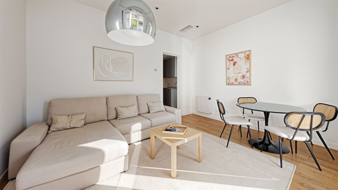 Sala d'estar de Pis en venda en  Madrid Capital amb Aire condicionat, Calefacció i Traster