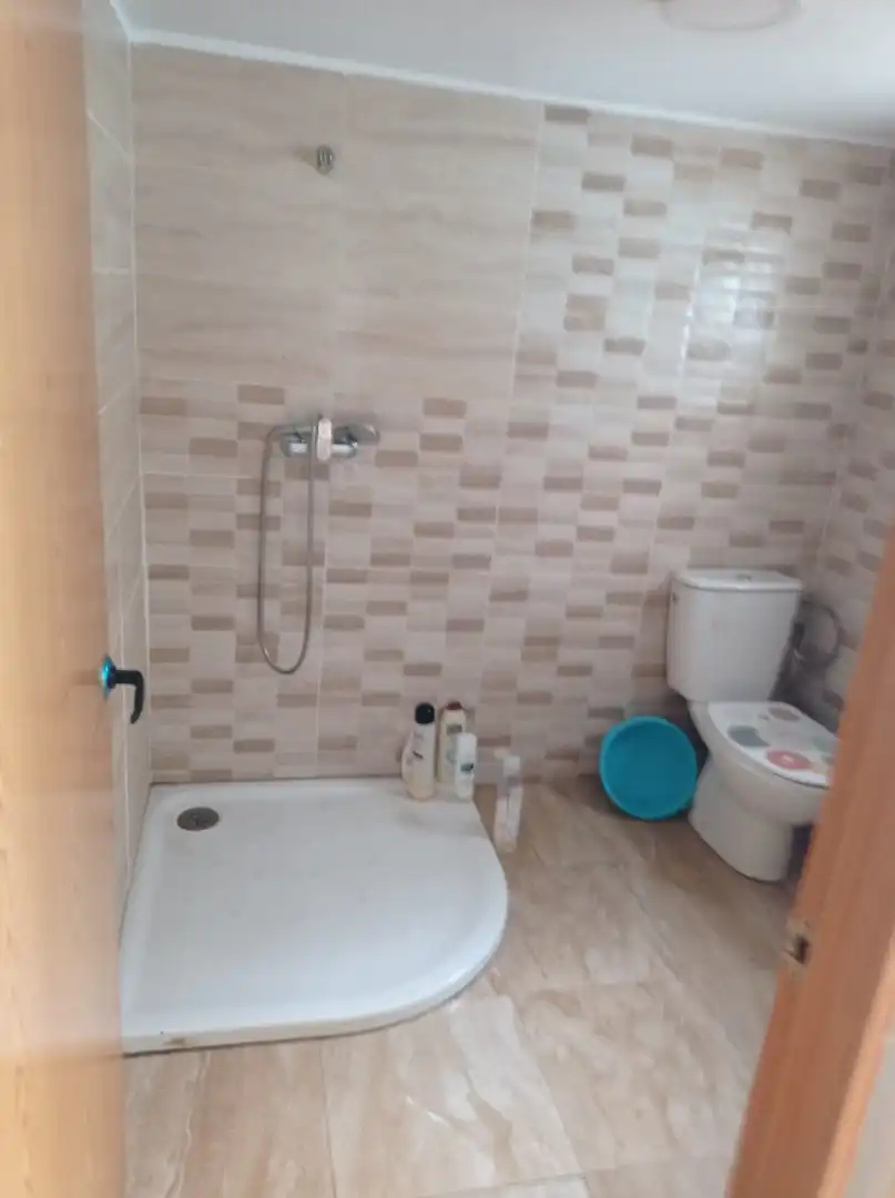 Bathroom of Houses for sale in Puebla de Almenara
