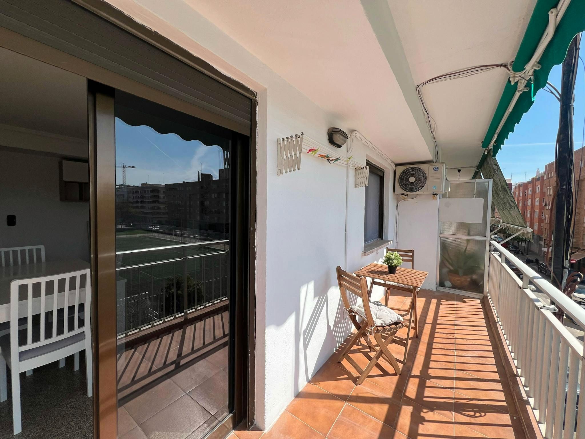 Balcony of Flat to rent in  Valencia Capital  with Washing machine, TV and Balcony