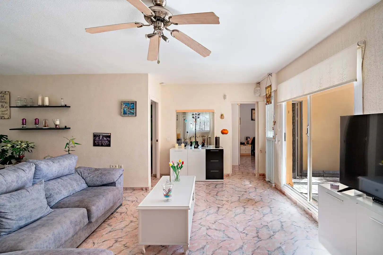Sala de estar de Casa o chalet en venta en Roquetas de Mar con Jardín privado, Terraza y Trastero