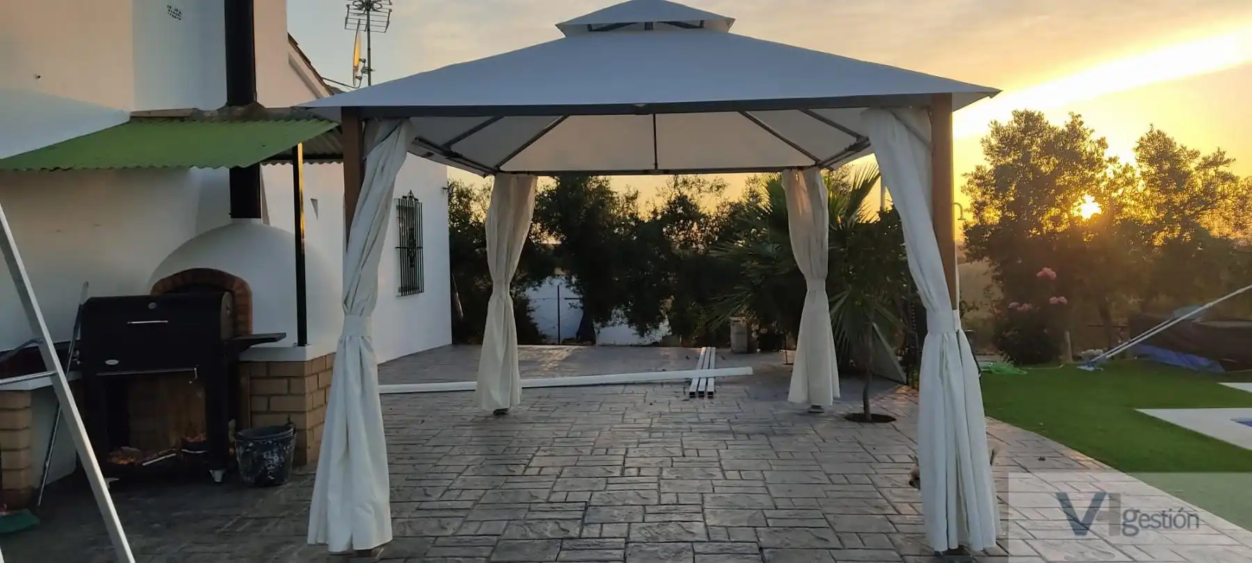 Casa rústica amb piscina en venda a El Coronil, imagen 3