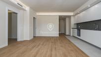Living room of Flat for sale in  Barcelona Capital  with Air Conditioner and Heating