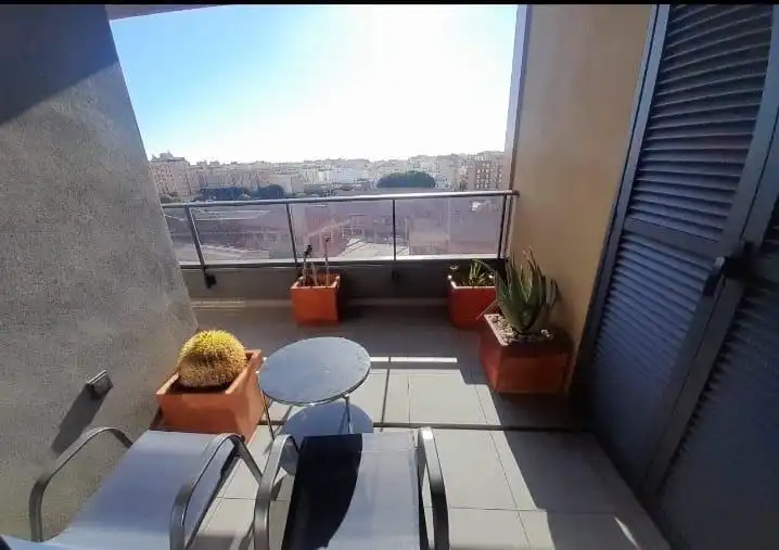 Terraza de Piso de alquiler en Almería con Terraza, Amueblado y Piscina comunitaria