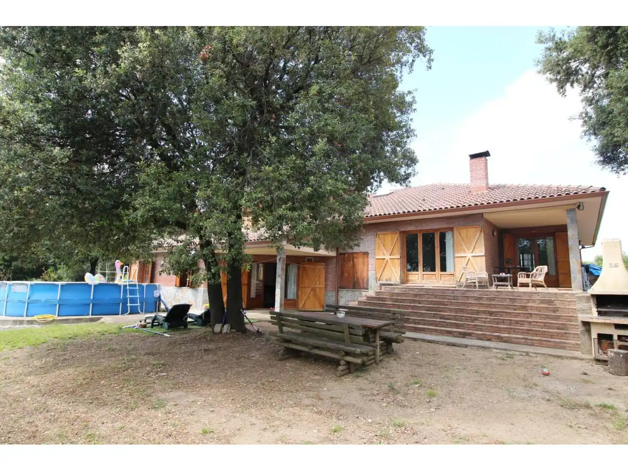 Vista exterior de Casa o chalet en venta en Castellar del Vallès con Calefacción, Jardín privado y Terraza