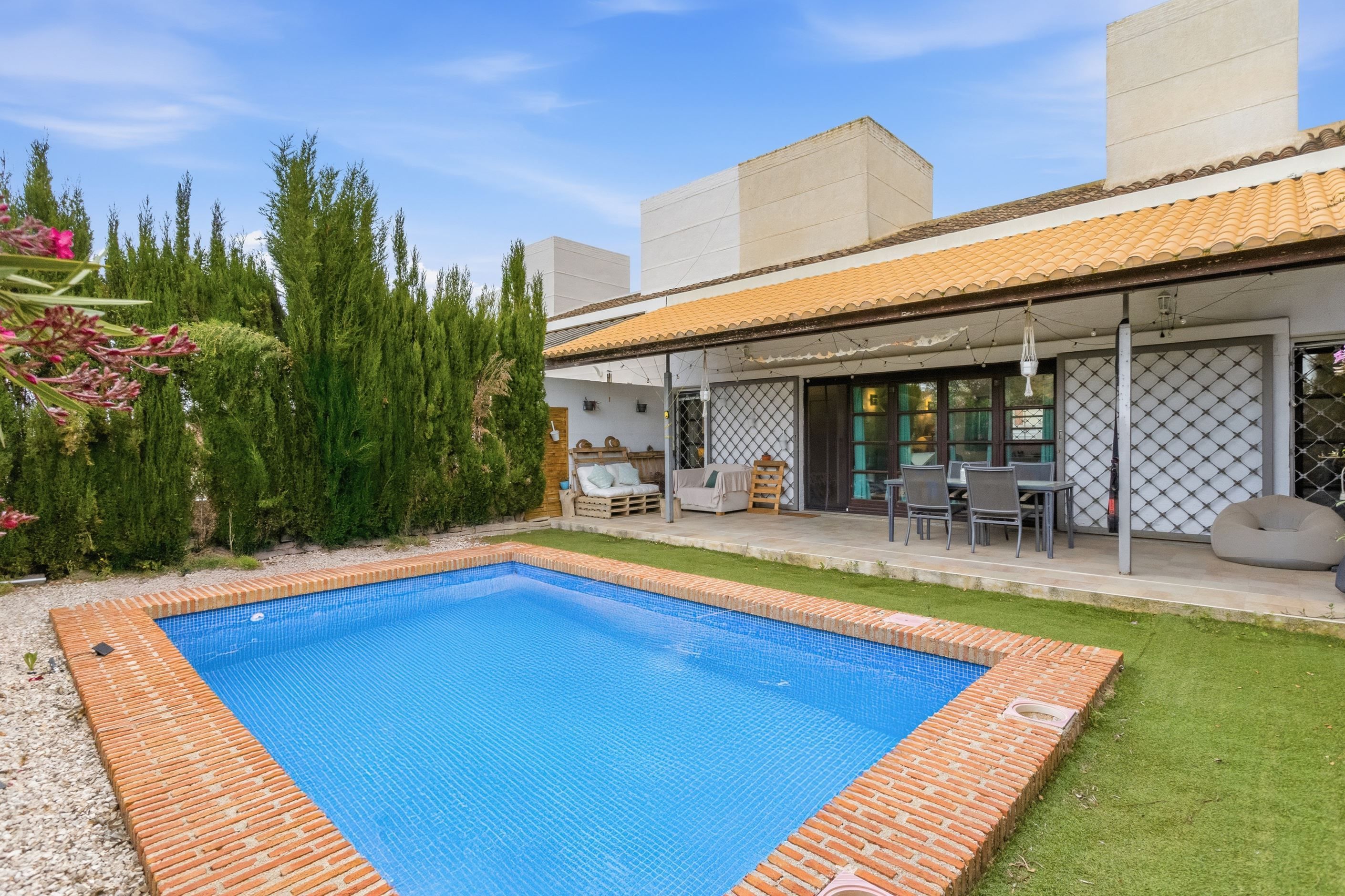 Piscina de Casa adosada en venda en  Murcia Capital