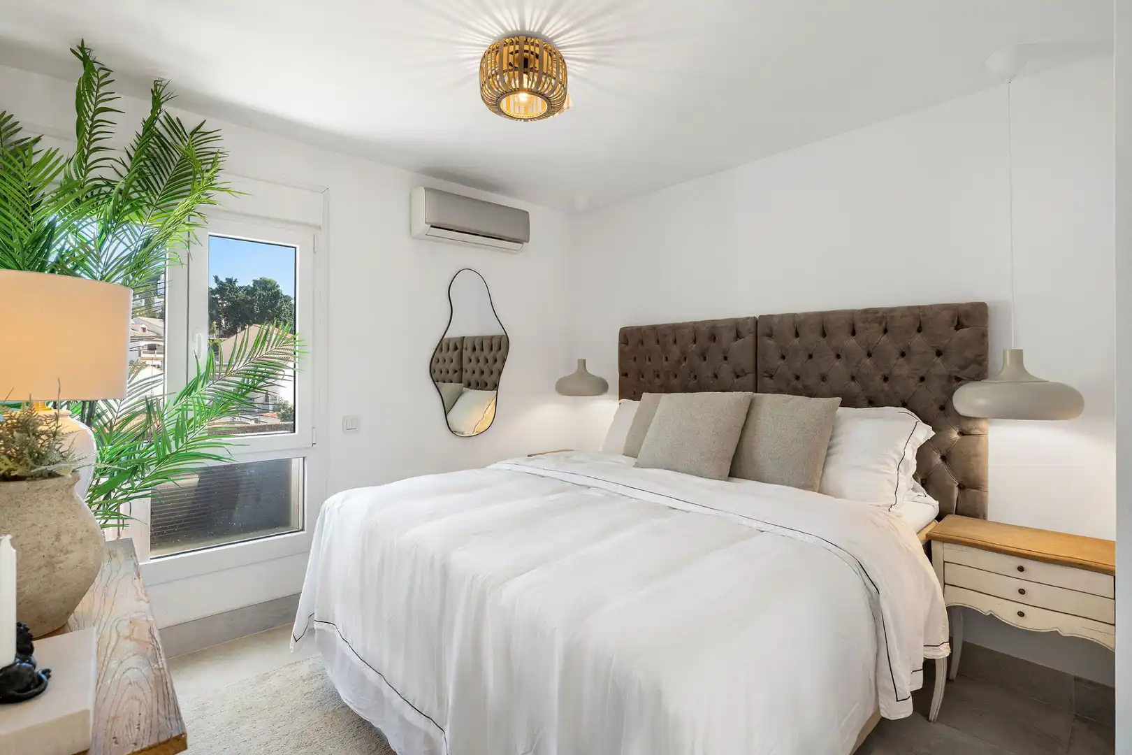 Habitación de Apartamento en venta en Marbella con Aire acondicionado, Calefacción y Terraza