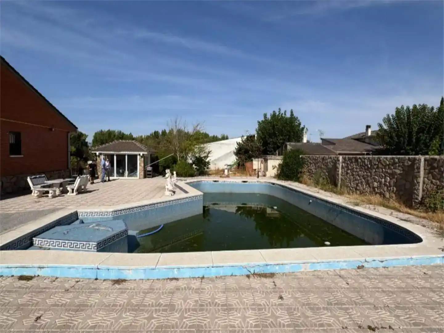 Piscina de Pis en venda en Escalona amb Aire condicionat, Jardí privat i Parquet
