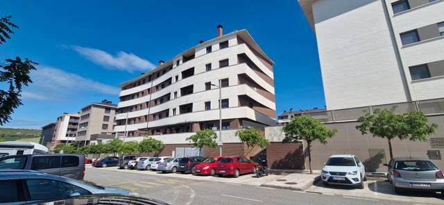 Piso en Venta en Plaza Lamiturri, 5 en Aranguren