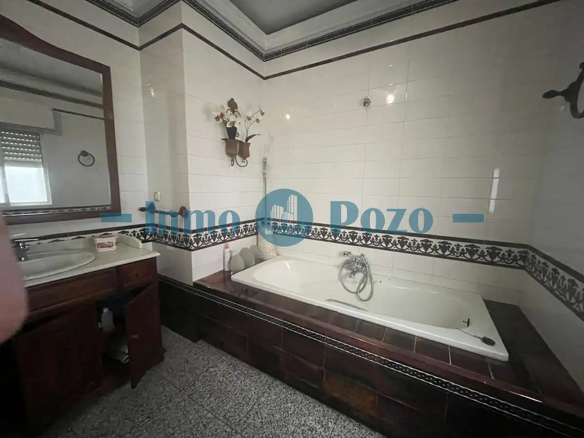 Casa en venda a Almendralejo, imagen 5