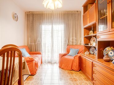 Piso con ascensor en venta en Besós