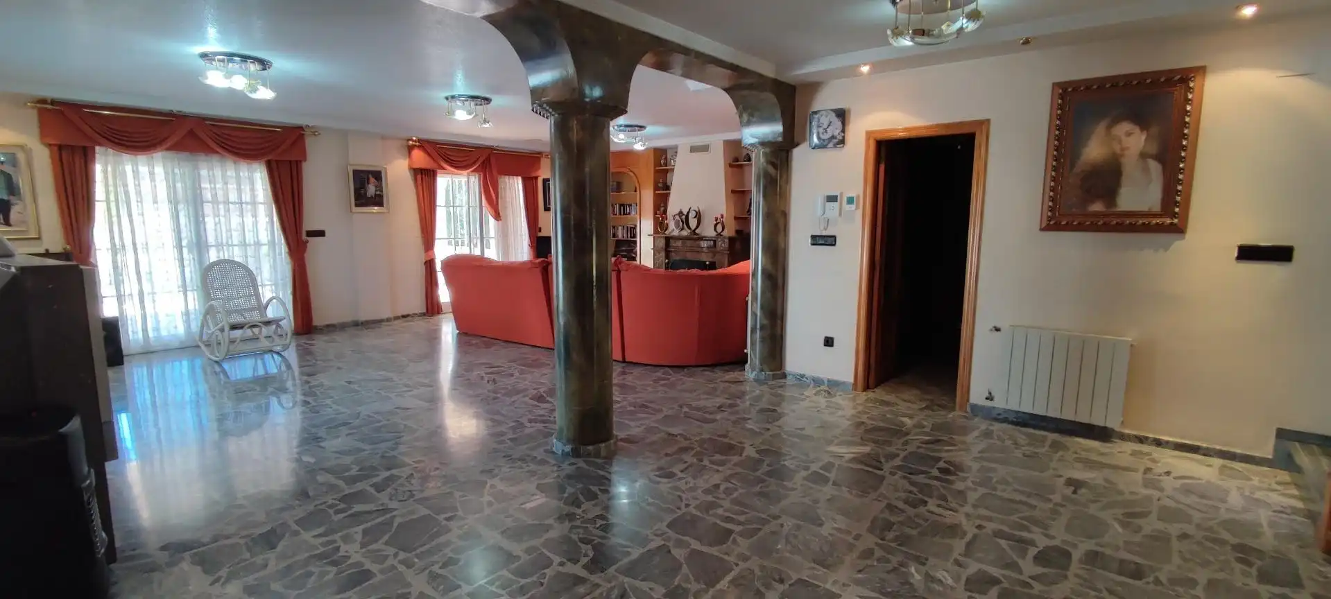 Casa o chalet en venta en Elche / Elx con Aire acondicionado, Jardín privado y Terraza