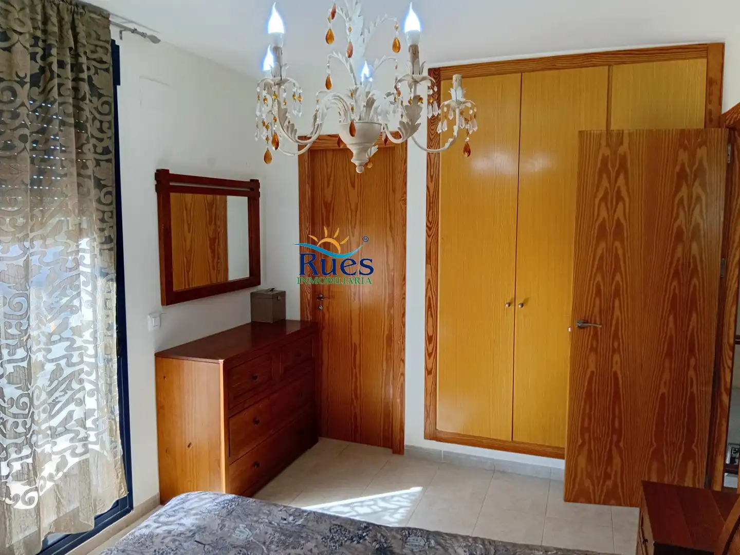 Schlafzimmer von Einfamilien-Reihenhaus zum Verkauf in Torreblanca mit Terrasse, Balkon und Gemeinschaftspool