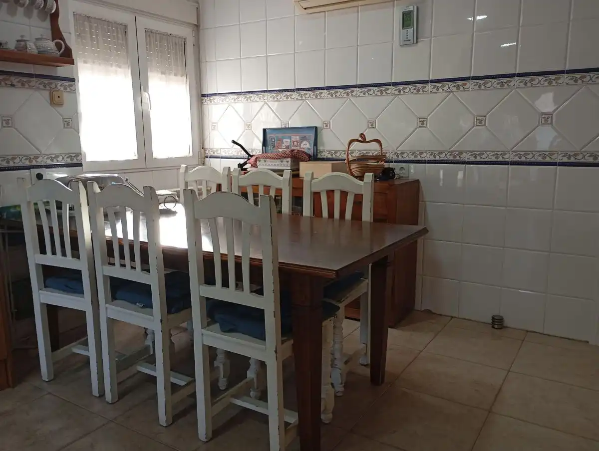 Küche von Haus oder Chalet zum Verkauf in Valdepeñas mit Klimaanlage, Heizung und Terrasse