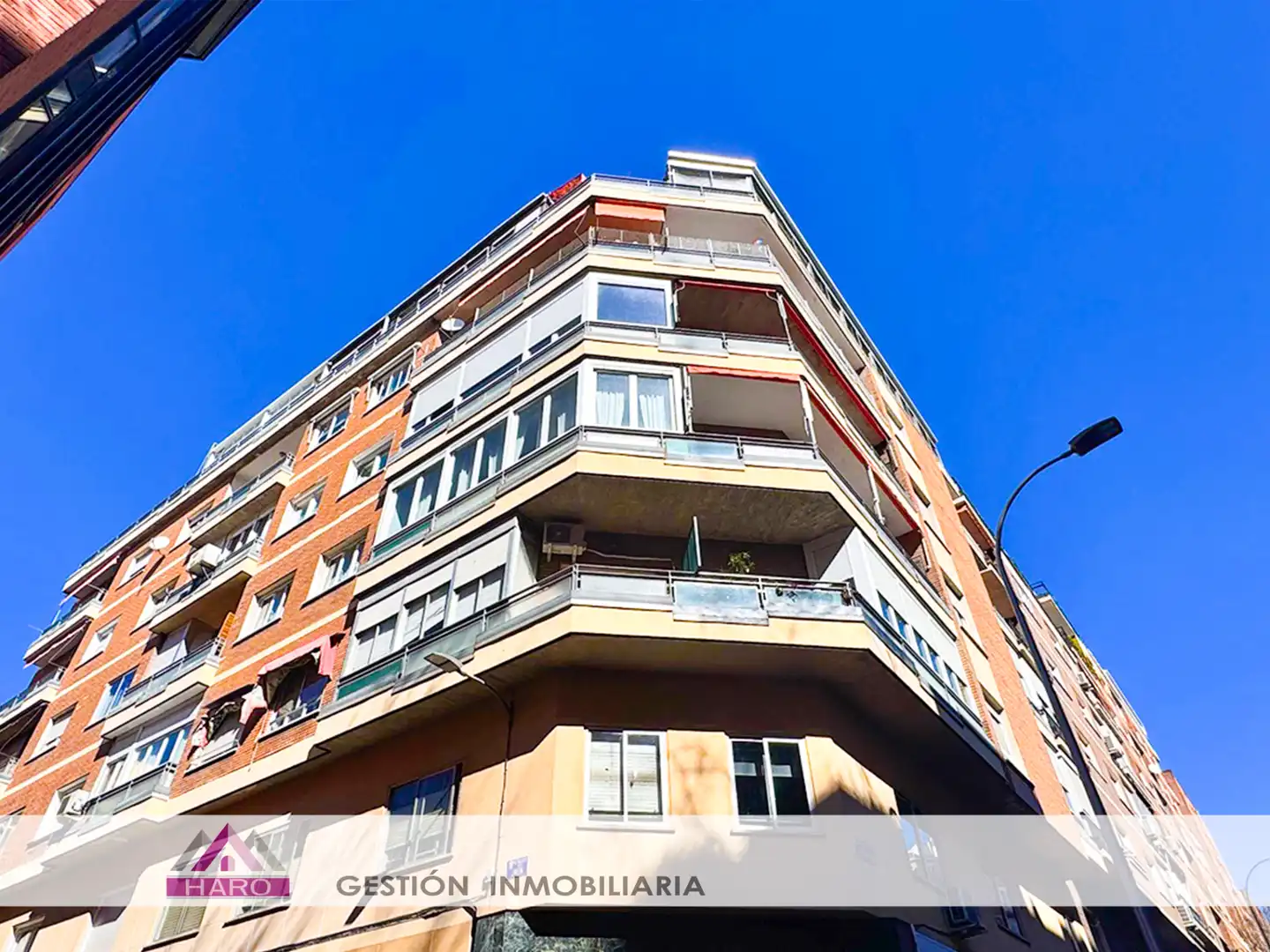 Einzelparkplatz zur Miete in Calle del Aviador Zorita 35