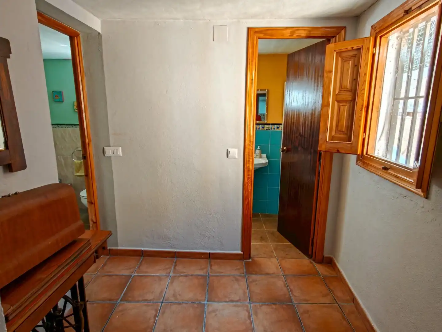Houses for sale in Yátova  with Private garden, Terrace and Storage room