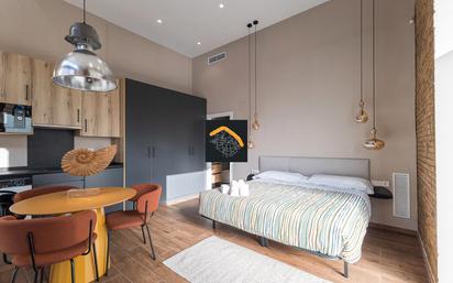 Bedroom of Flat for sale in  Valencia Capital  with Air Conditioner, Heating and Furnished