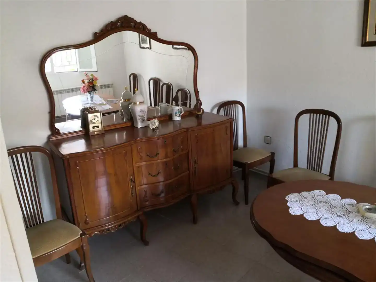 Comedor de Piso en venta en Torrehermosa con Trastero, Amueblado y Balcón