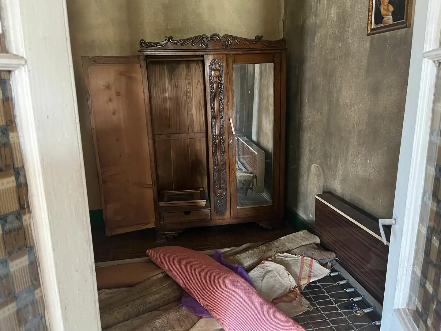Habitación de Edificio en venta en Ponteareas