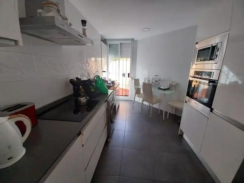 Cuina de Pis en venda en Estepona amb Terrassa