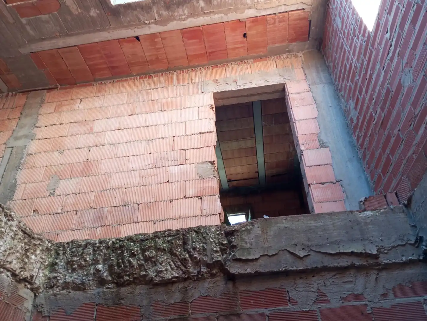 Vista exterior de Casa adosada en venda en San Martín del Tesorillo