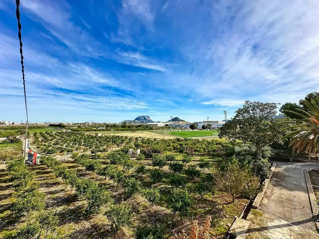 Casa o xalet en venda en Beniarbeig amb Jardí privat, Terrassa i Traster