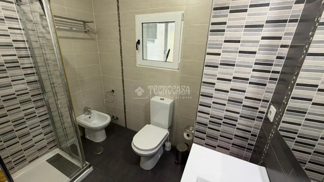 Baño de Piso en venta en Jaén con Aire acondicionado