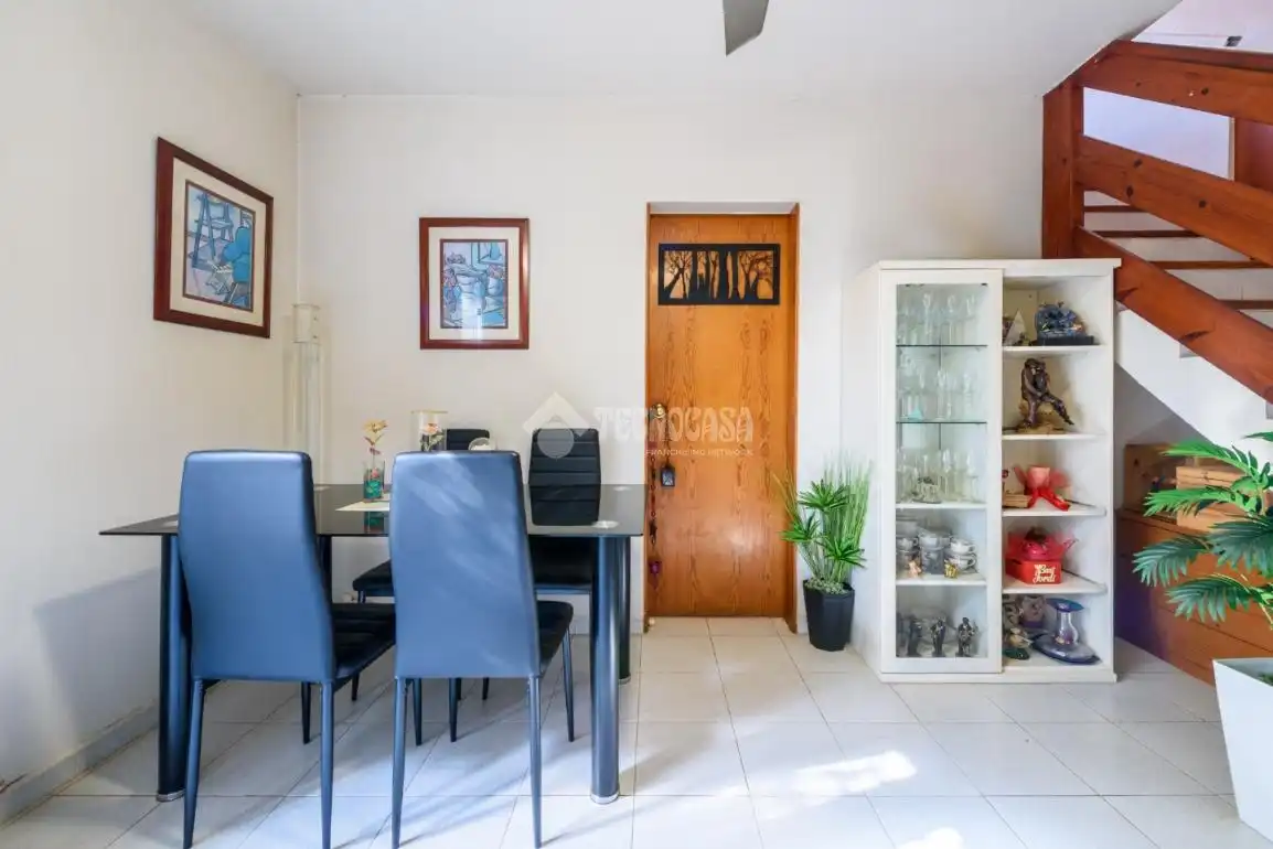 Semi-detached house with terrace for sale in Av. Corts Catalanes, imagen 7