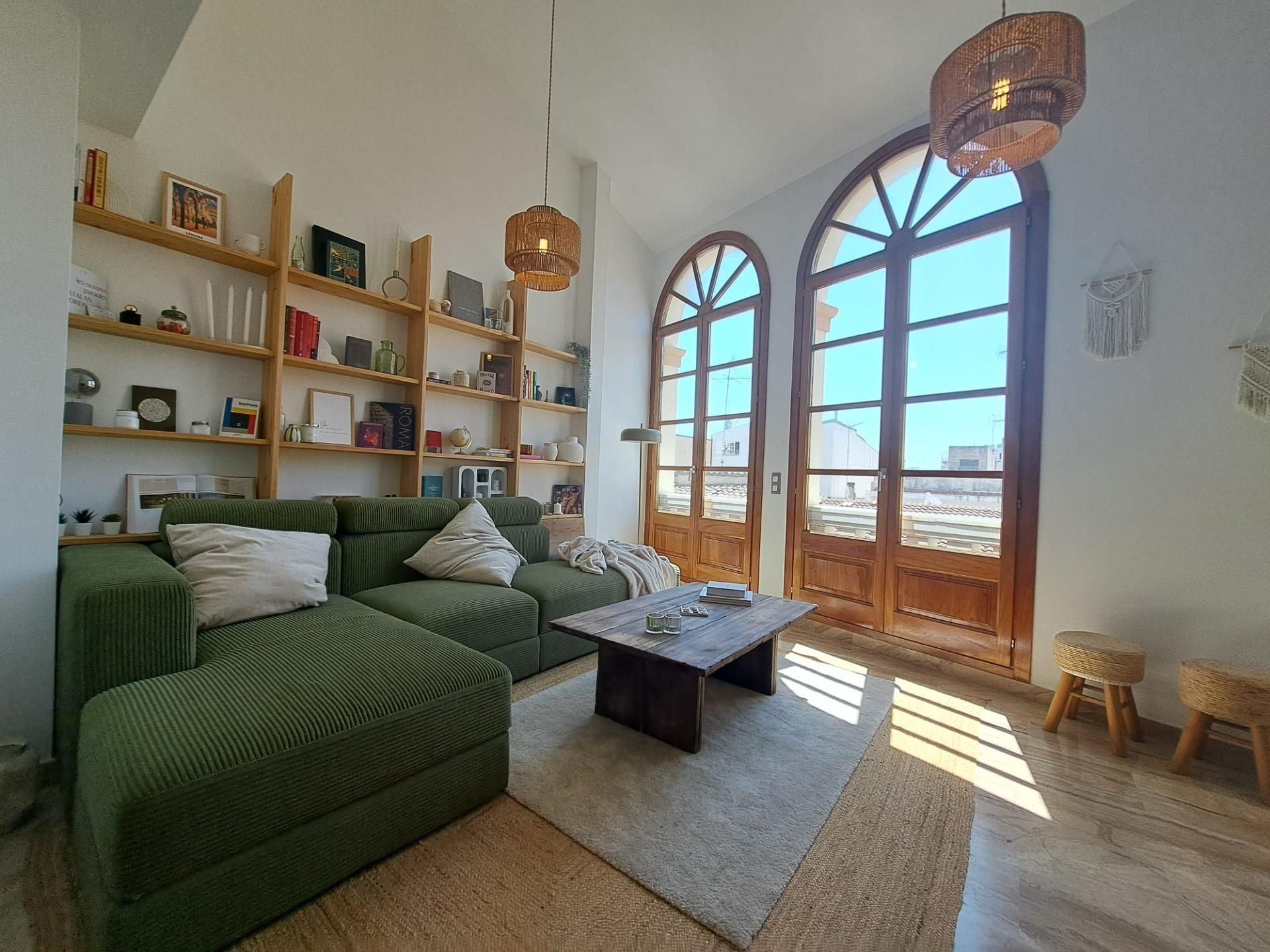 Sala d'estar de Dúplex en venda en Pineda de Mar amb Calefacció i Terrassa