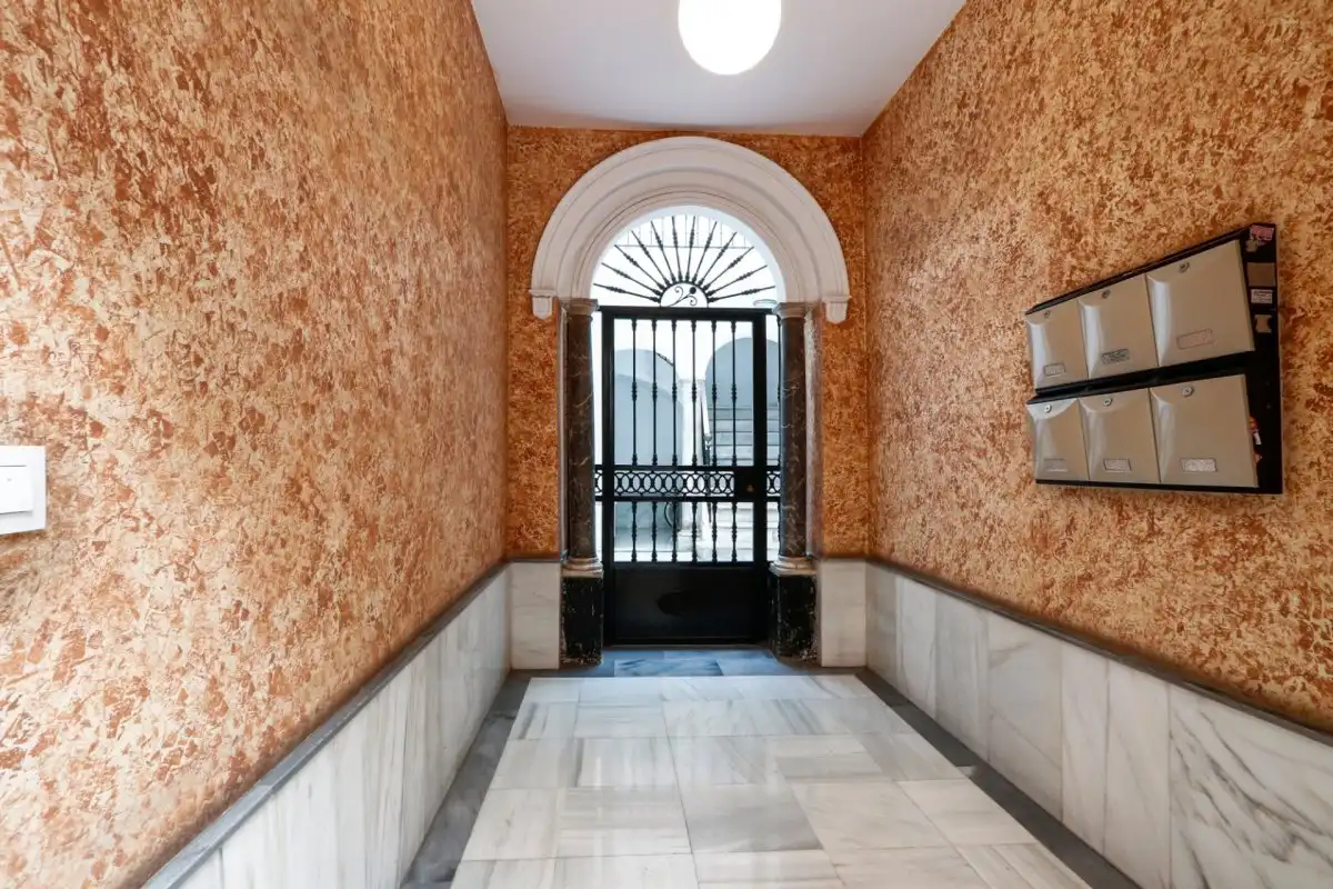 Flat with terrace for sale in Alameda - Mentidero - Teatro Falla, imagen 2