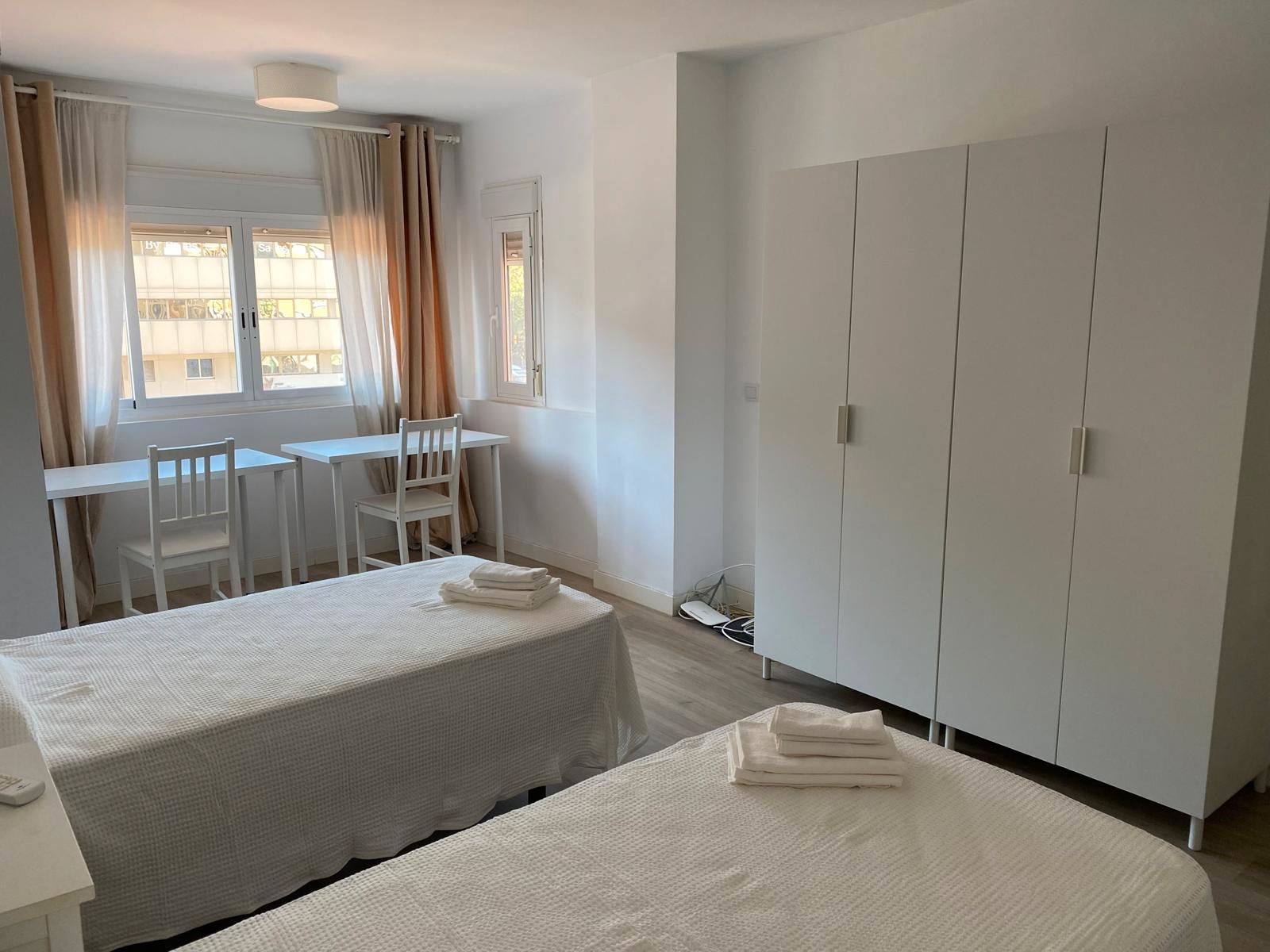 Dormitori de Pis per a compartir en Málaga Capital amb Aire condicionat, Calefacció i Moblat