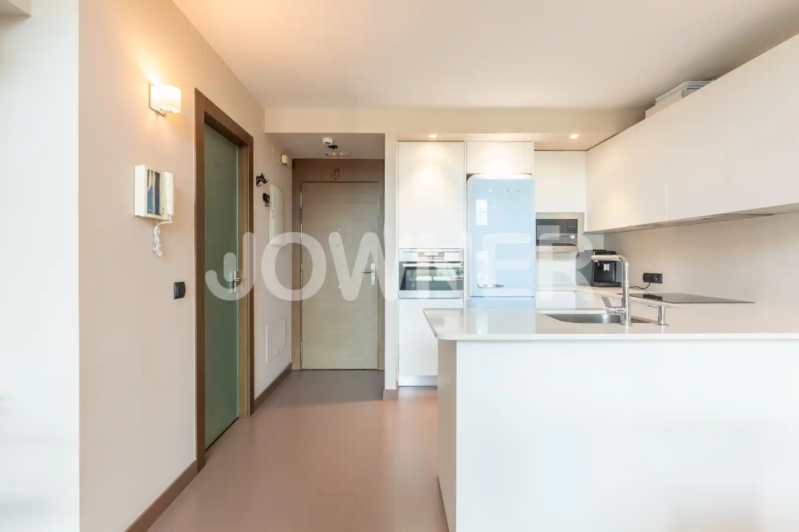 Kitchen of Flat for rent in Madrid  with Air Conditioner and Furnished