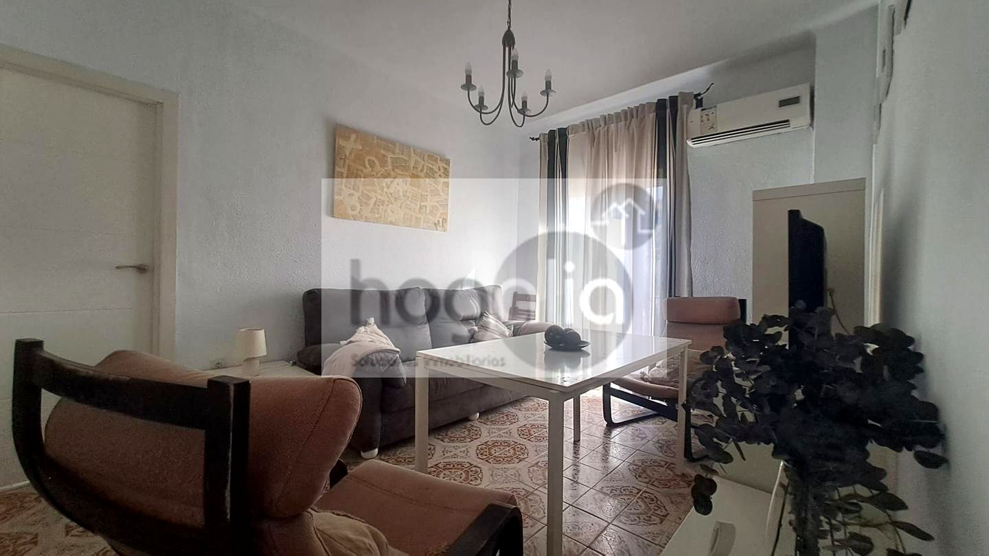 Living room of Flat to rent in  Sevilla Capital  with Air Conditioner, Furnished and Balcony
