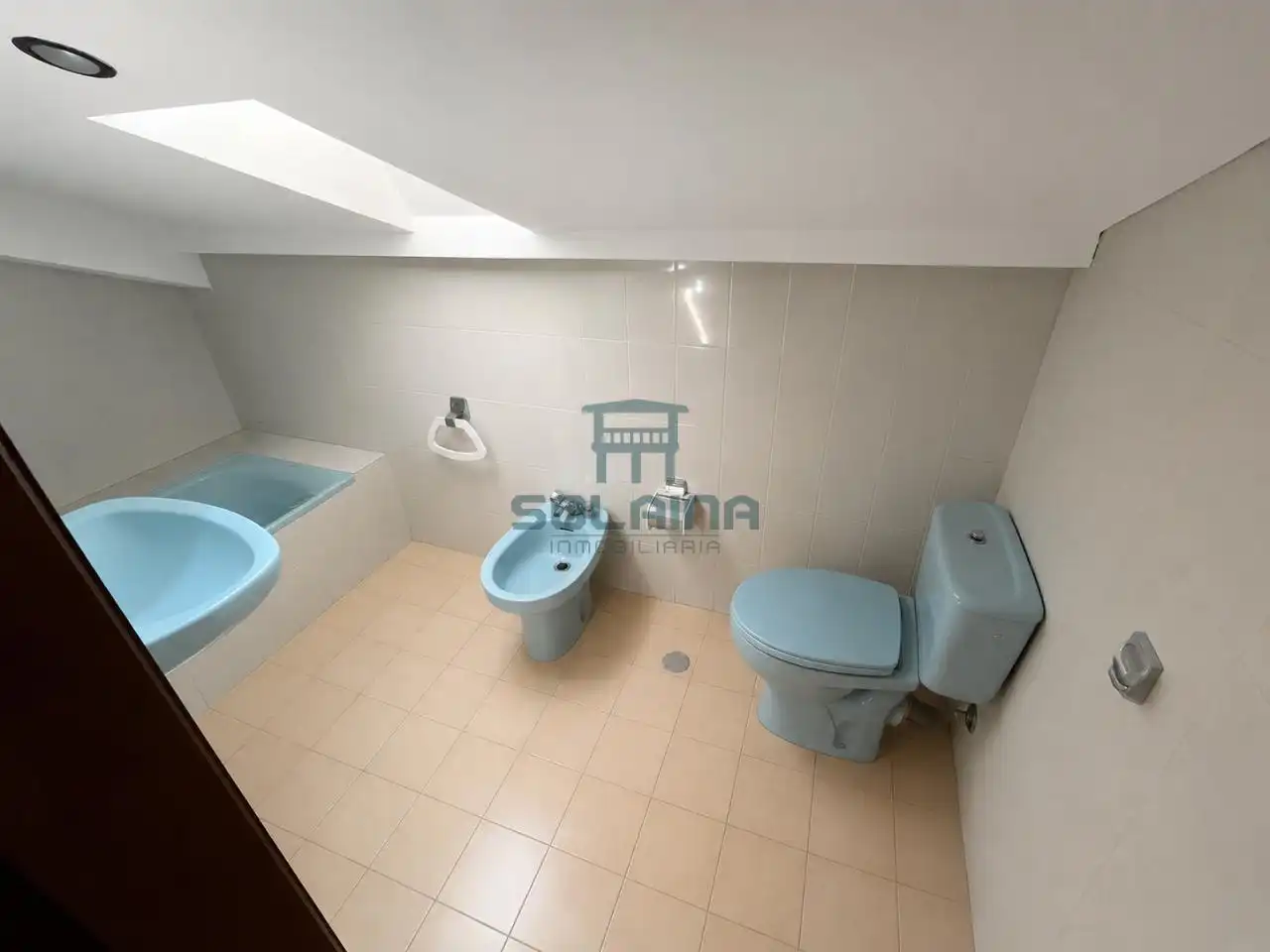Baño de Casa o chalet en venta en Ourense Capital  con Calefacción, Jardín privado y Terraza