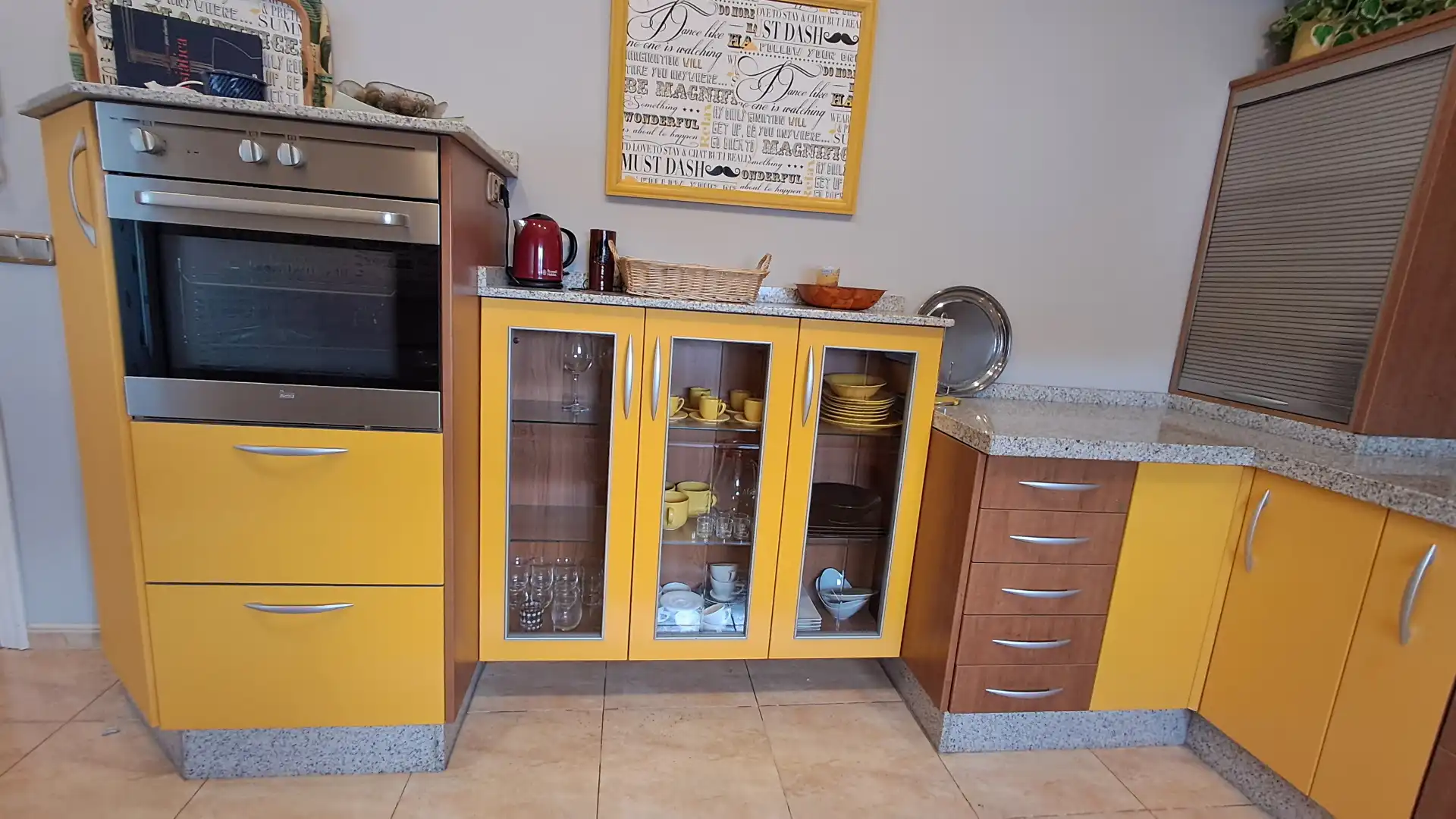Cuina de Àtic en venda en Vigo  amb Calefacció, Terrassa i Forn