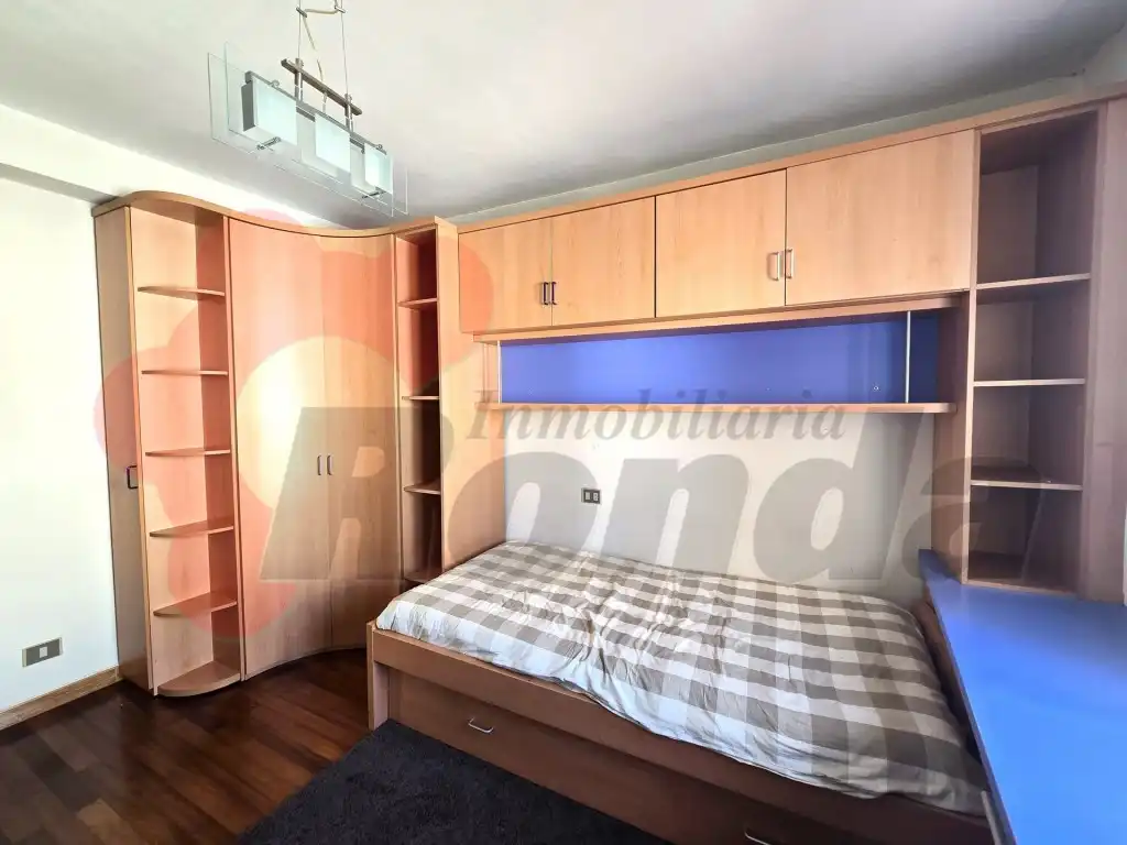 Dormitori de Apartament en venda en Lugo