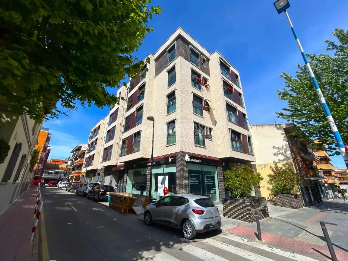 Vista exterior de Pis en venda en Getafe amb Calefacció i Terrassa