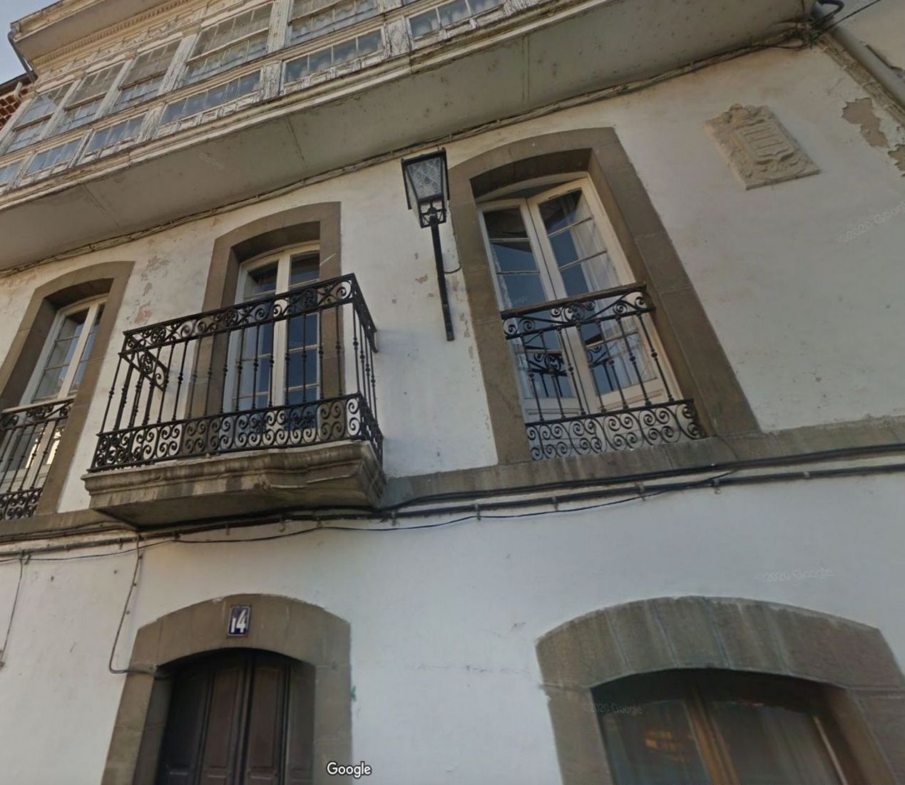 Vista exterior de Casa o xalet en venda en Pravia amb Parquet, Traster i Balcó