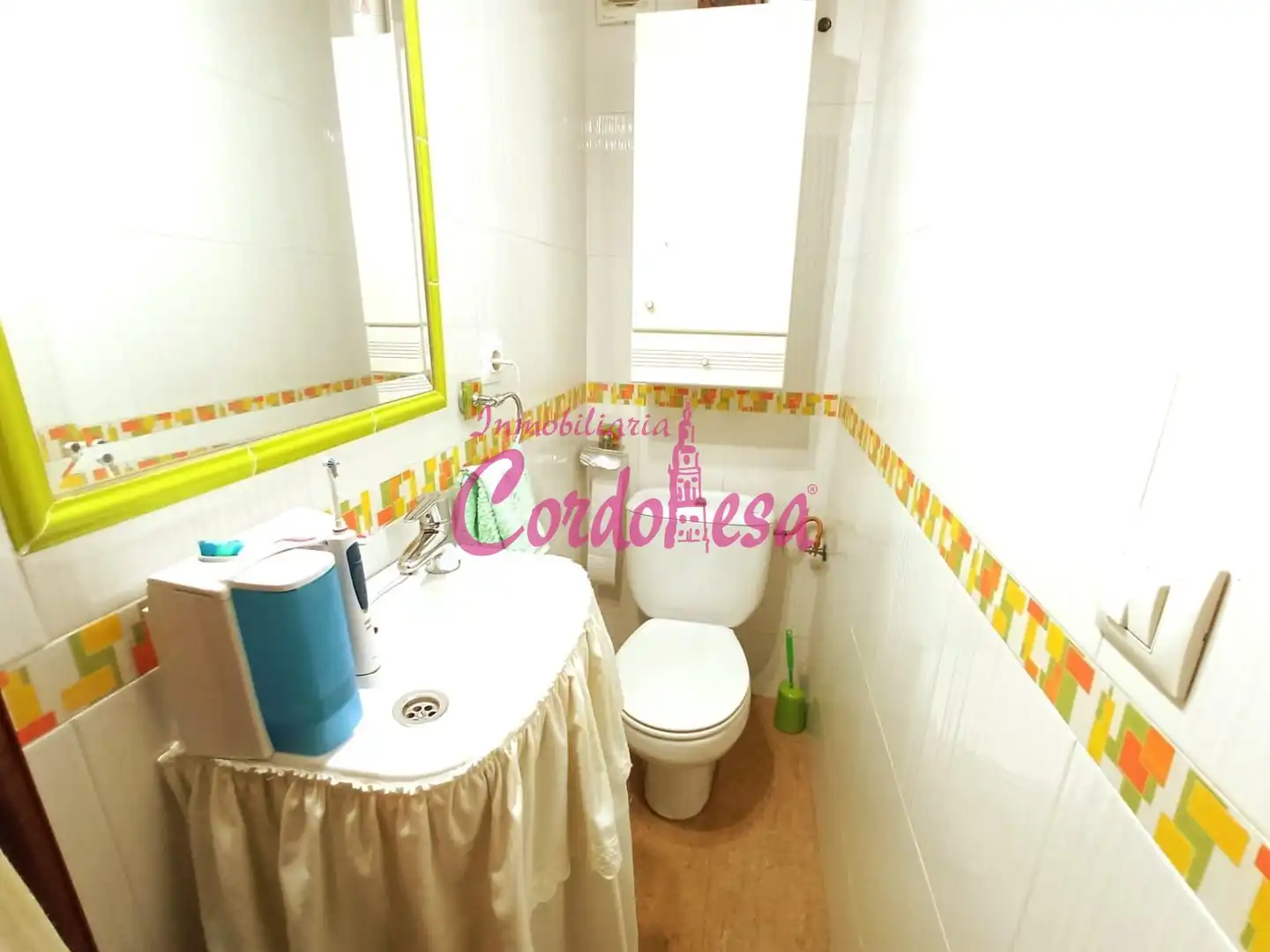 Bathroom of Flat for sale in Córdoba  with Air Conditioner and Terrace