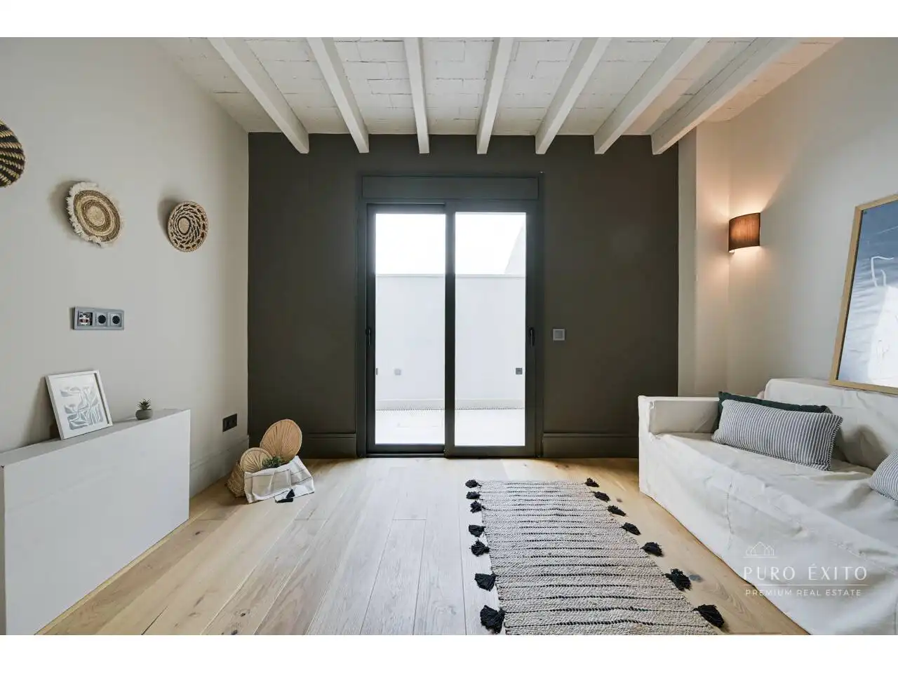 Sala de estar de Dúplex en venta en Barcelona con Aire acondicionado, Terraza y Balcón