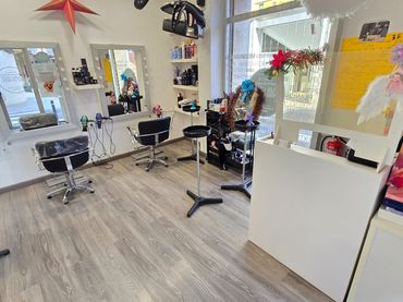 Locale commerciale in cessione a Col.legis Nous