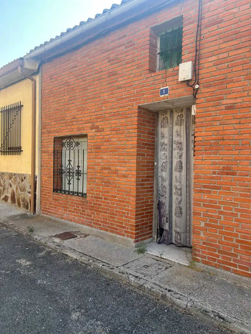 Außenansicht von Haus oder Chalet zum Verkauf in Montejo de Arévalo mit Möbliert