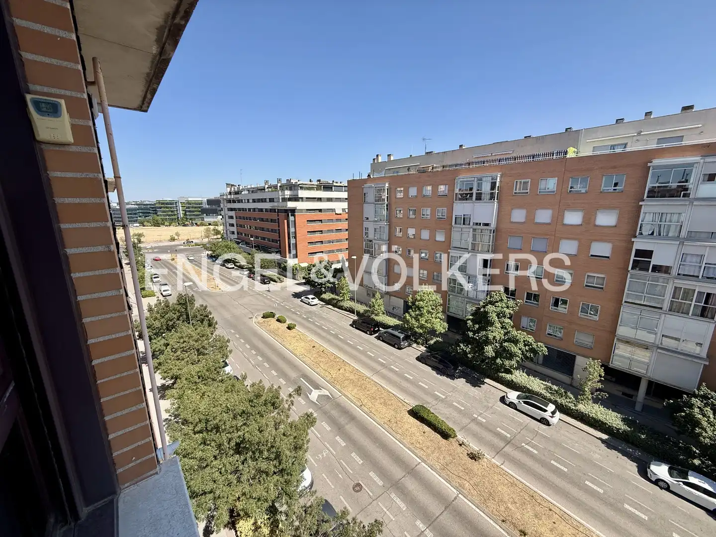 Vista exterior de Piso de alquiler en Madrid con Aire acondicionado, Calefacción y Piscina