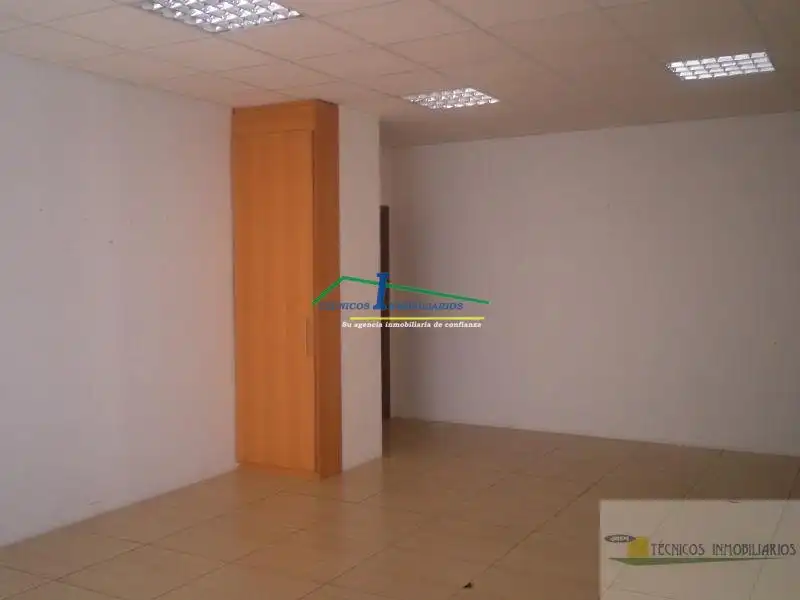 Oficina amb ascensor en venda a Sur, imagen 37