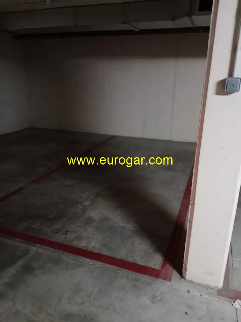 Garage zur Miete in Chiva