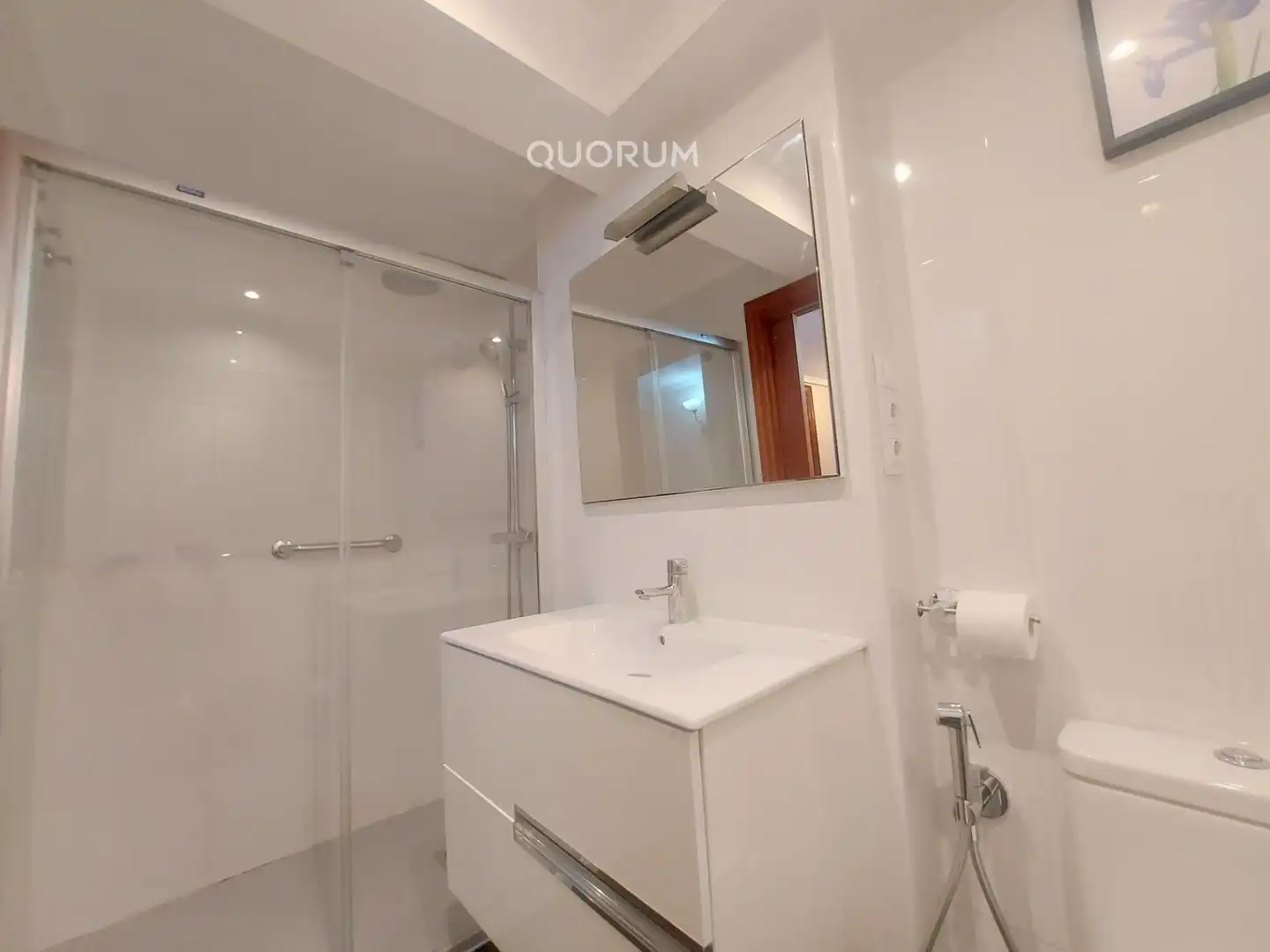 Bathroom of Flat for sale in Bilbao   with Balcony