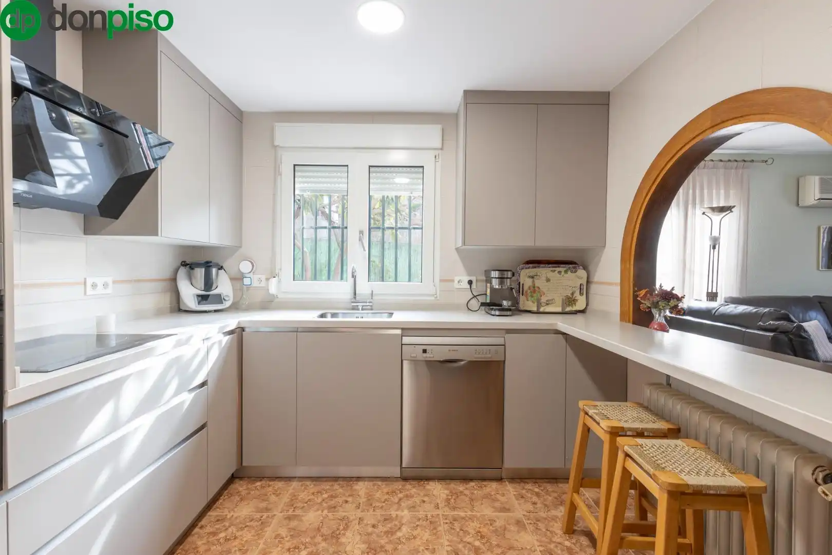 Villa mit Terrasse zum Verkauf in Calle Calle Borgoña, imagen 19